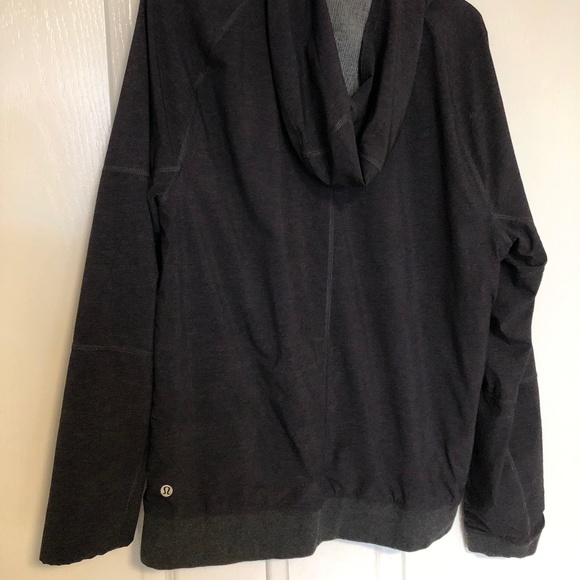 2n1 inside out lululemon sweater - Picture 4 of 4